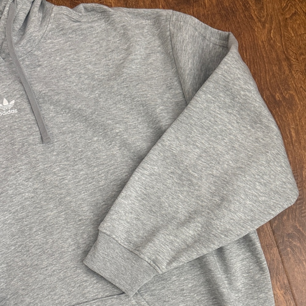 Adidas Light Gray Pullover Hoodie with Trefoil Logo Size M - Picture 4 of 16